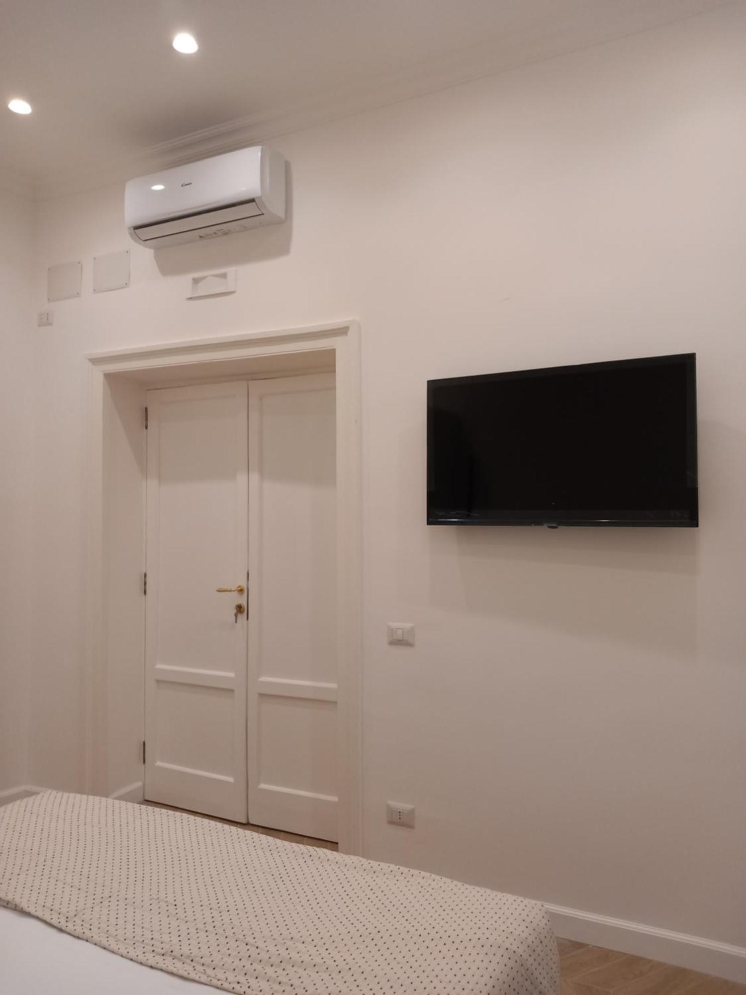 Appartement Porto 55 à Naples Extérieur photo